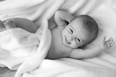 How To Calm A Wriggly Baby [11 Expert Tips]