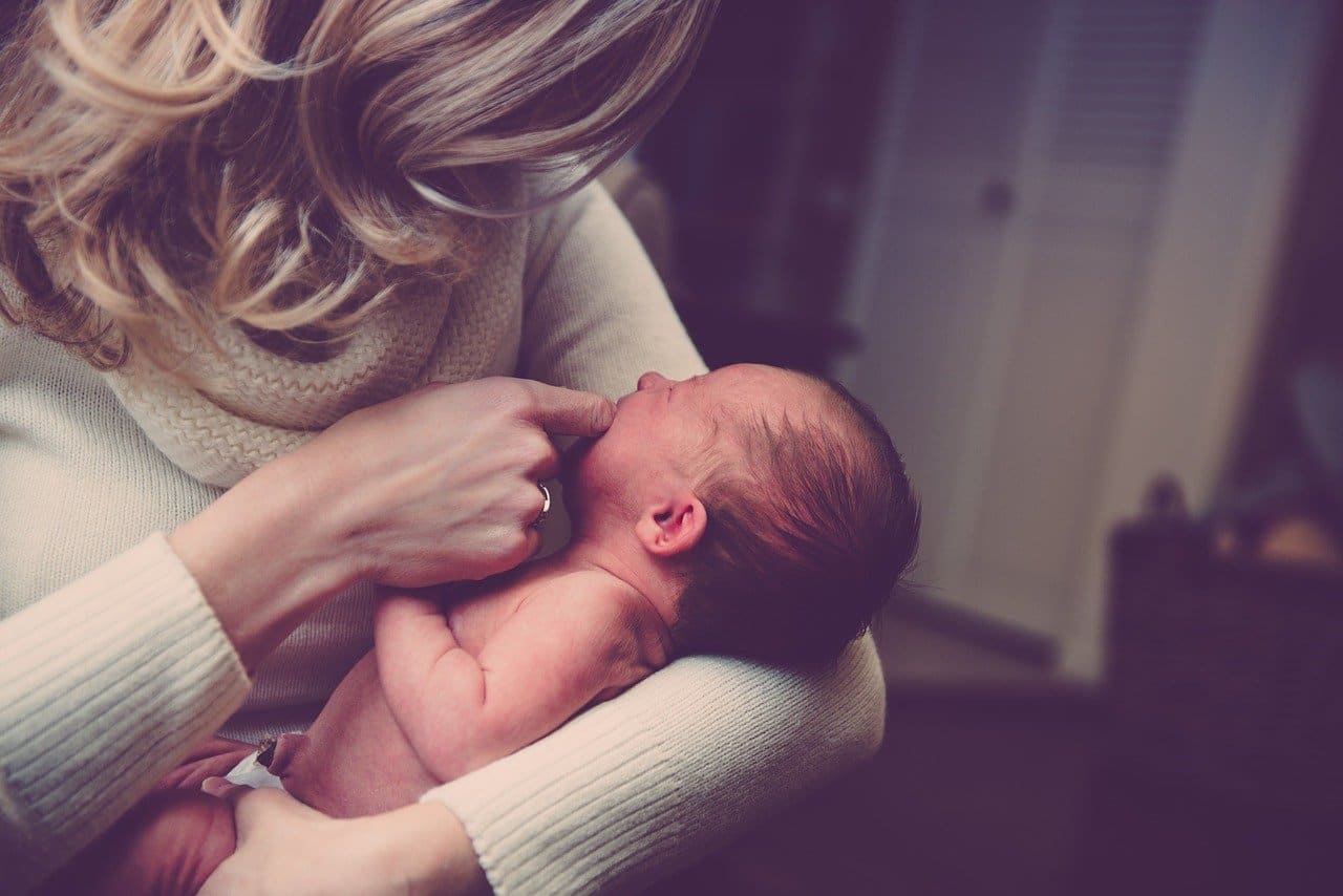How to Tell the Difference Between a Real and Fake Baby Cough  - The Dingle Dangle 