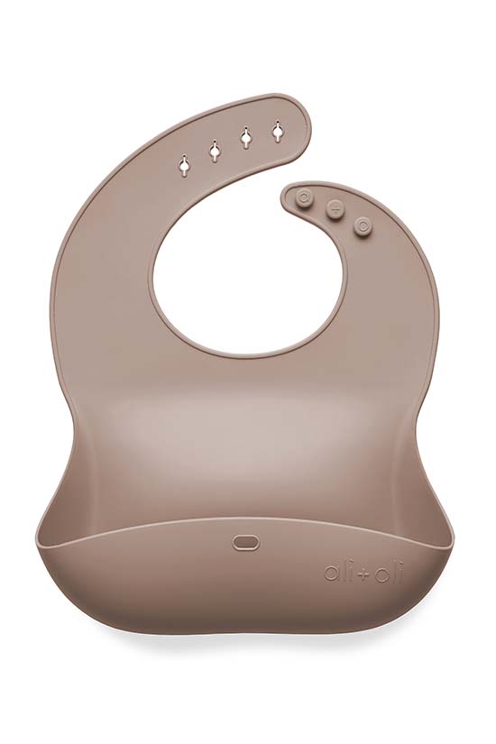 Ali + Ollie Silicone Bib